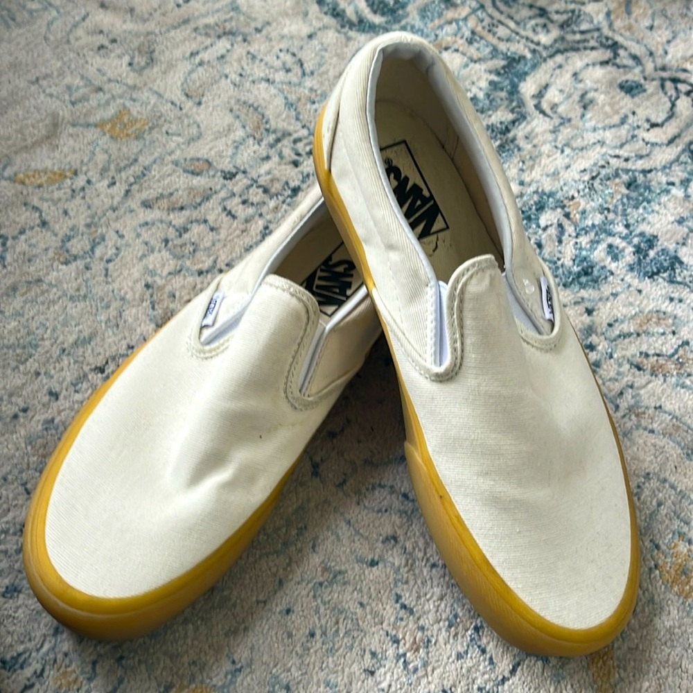 NWOT Vans with rubber soles